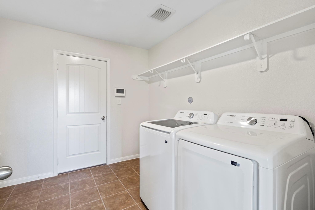 9006 Sasson Boulevard - Photo 28