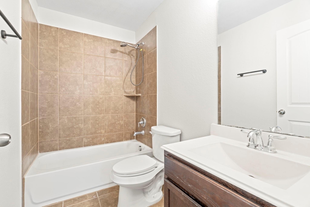 9006 Sasson Boulevard - Photo 26