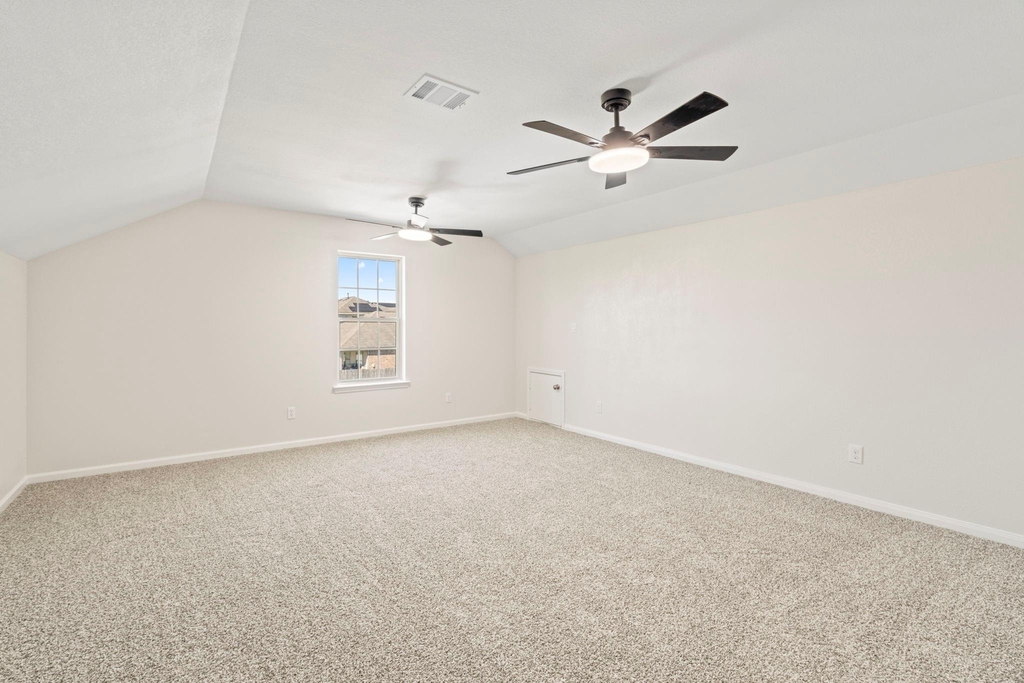 9006 Sasson Boulevard - Photo 13