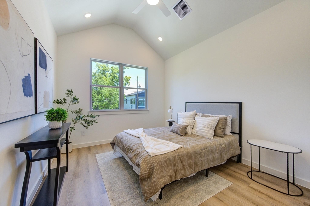 7118 Eastwood Street - Photo 9