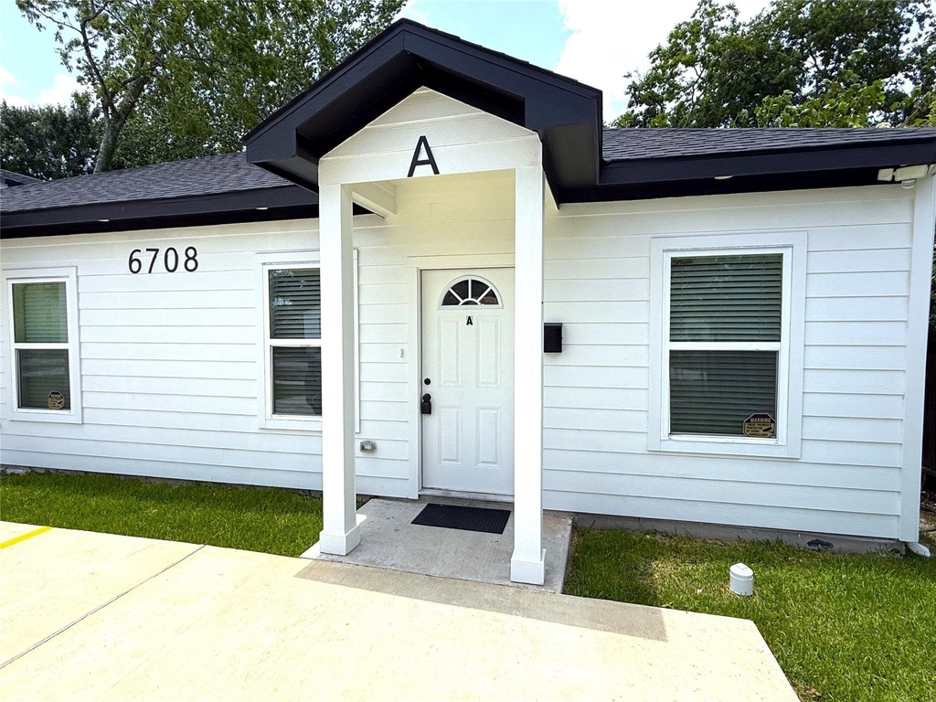 6708 Conley Street - Photo 2