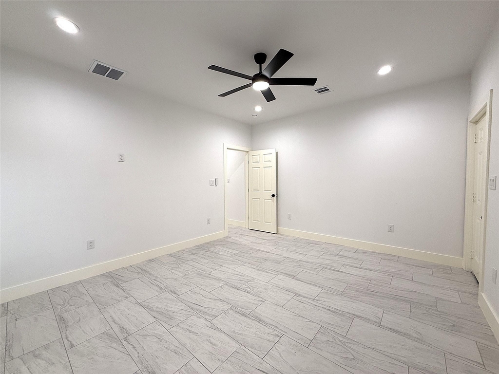 6708 Conley Street - Photo 14