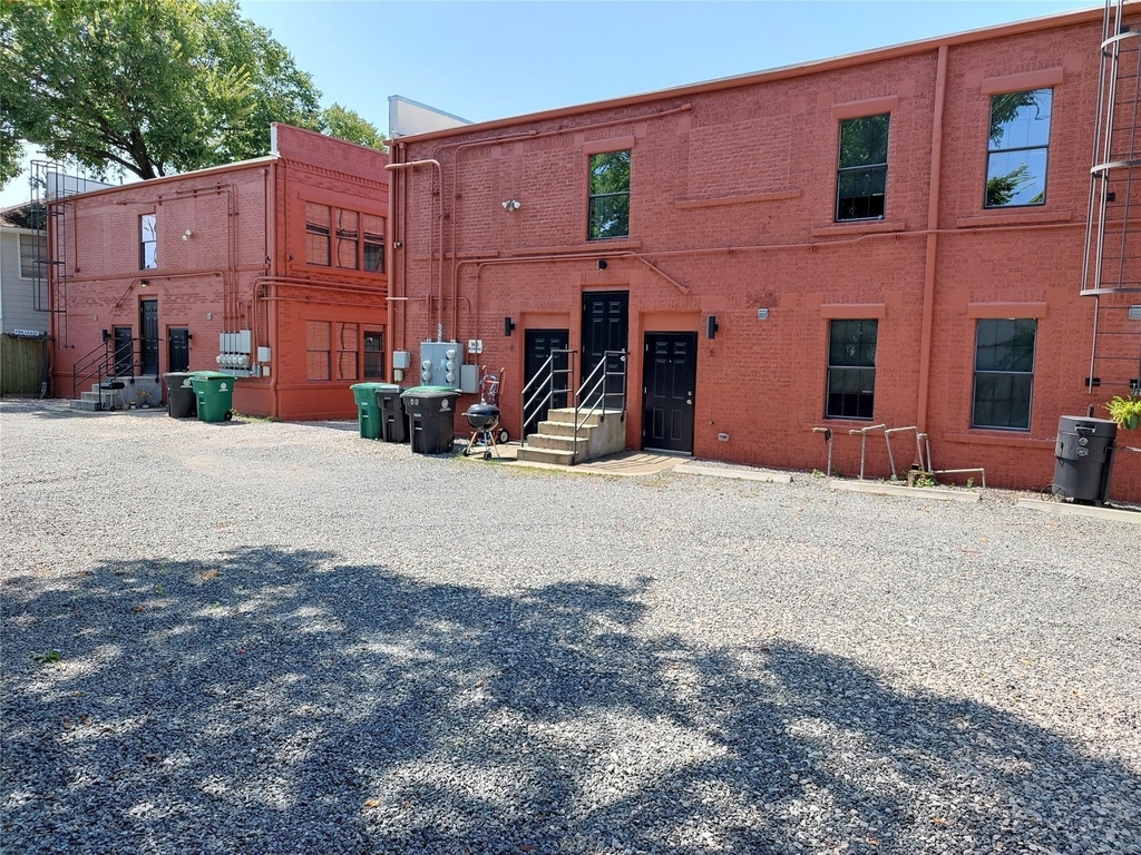 6825 Avenue C - Photo 15