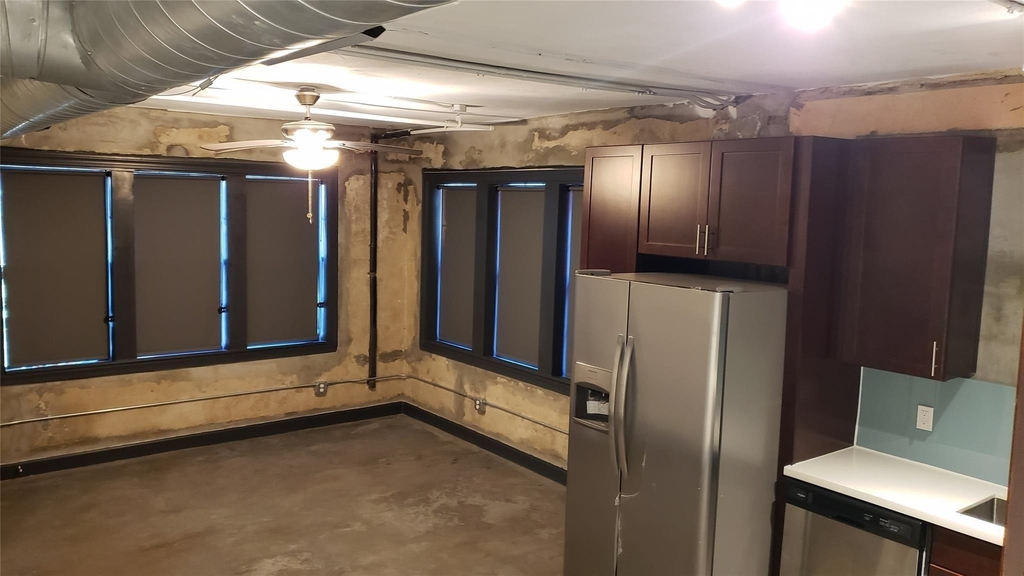 6825 Avenue C - Photo 3
