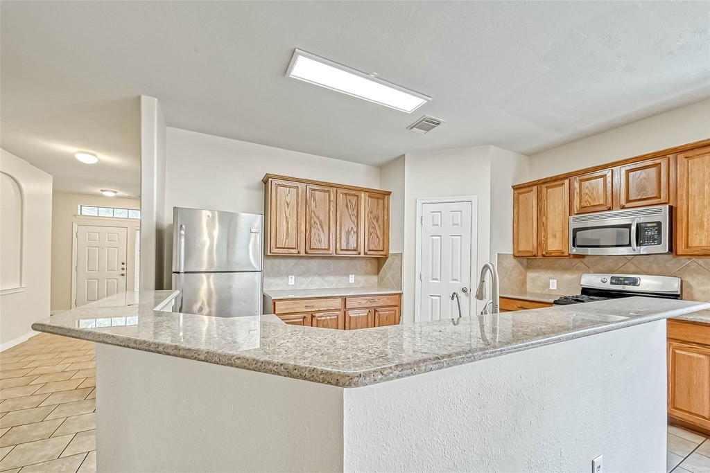 5526 Hazel Berry Way - Photo 18