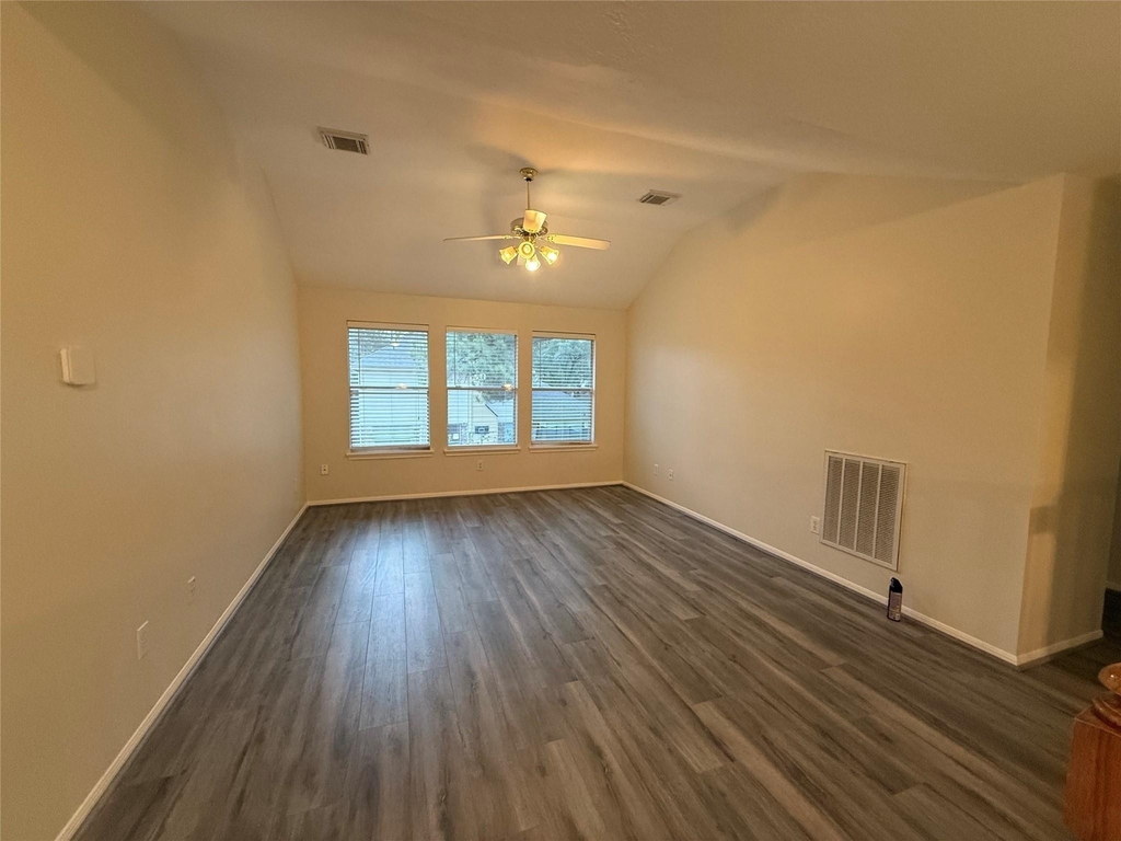 12919 Deer Cove Lane - Photo 19