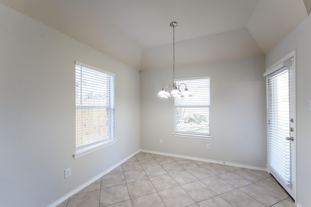 28506 Carly Cove Lane - Photo 3