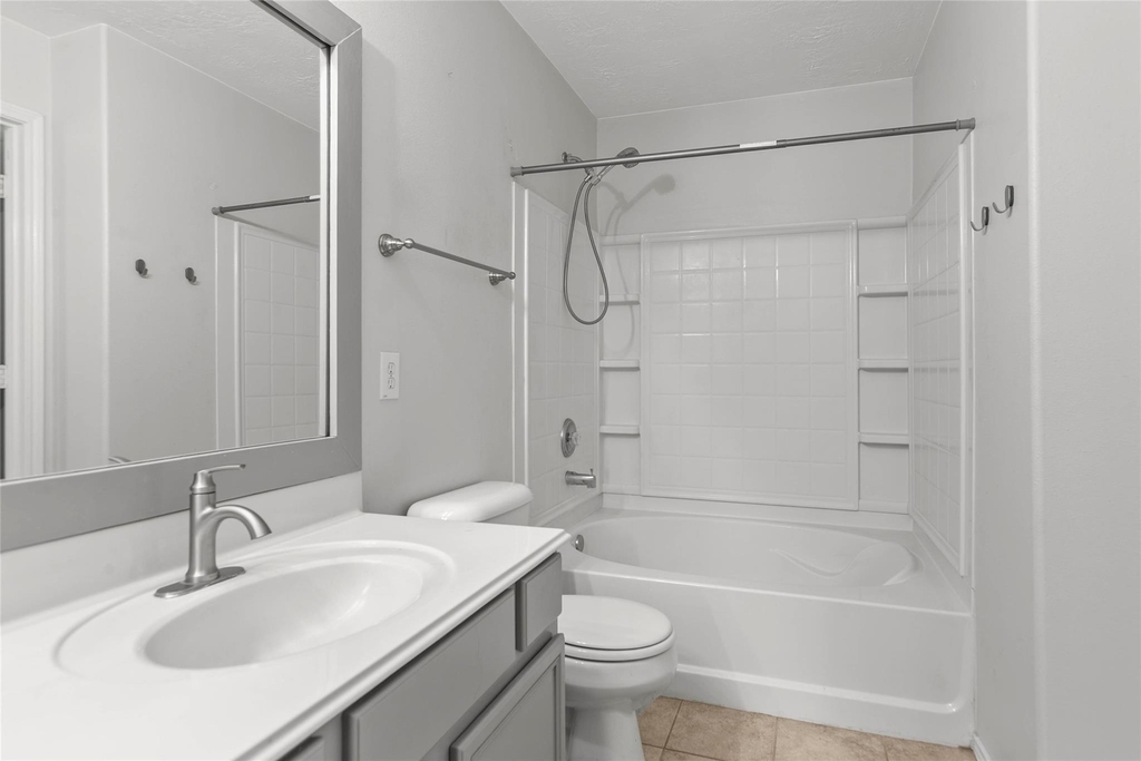 6 Thicket Grove Place - Photo 19