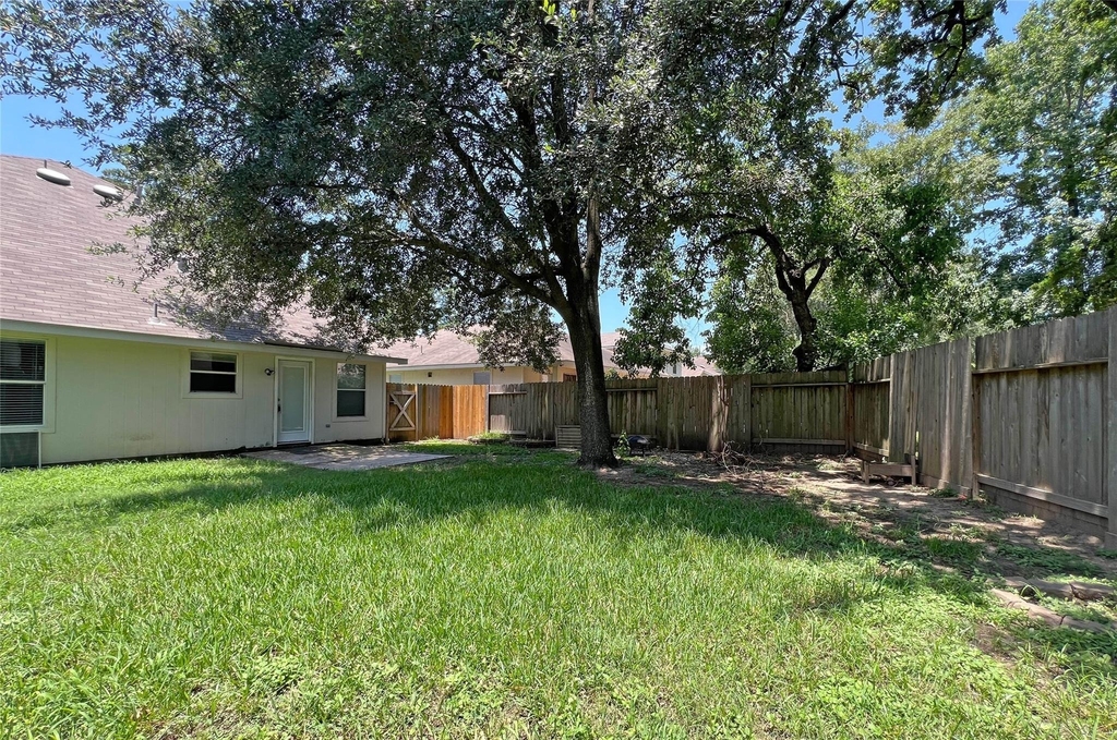 6 Thicket Grove Place - Photo 31