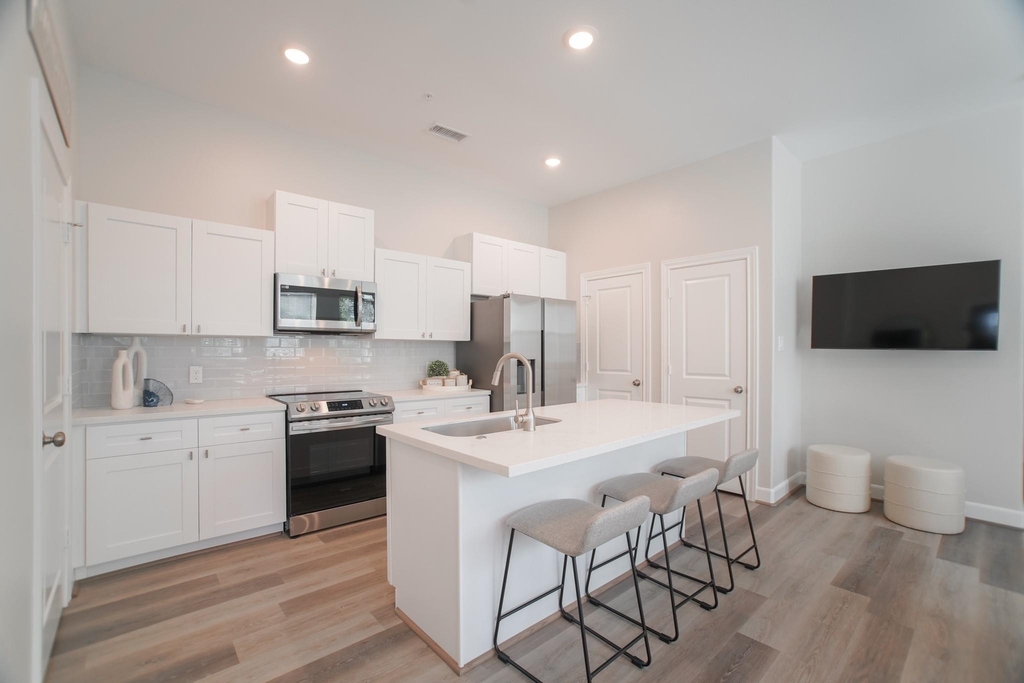504 Nursery Road - Photo 13