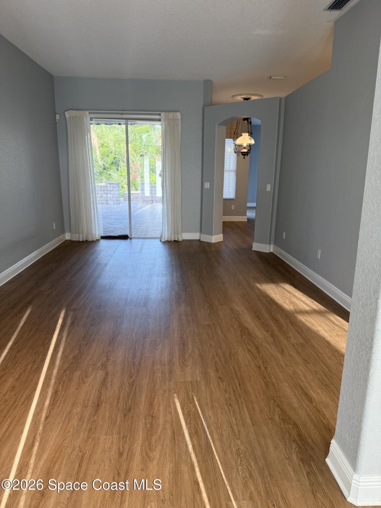 751 Carriage Hill Road - Photo 3