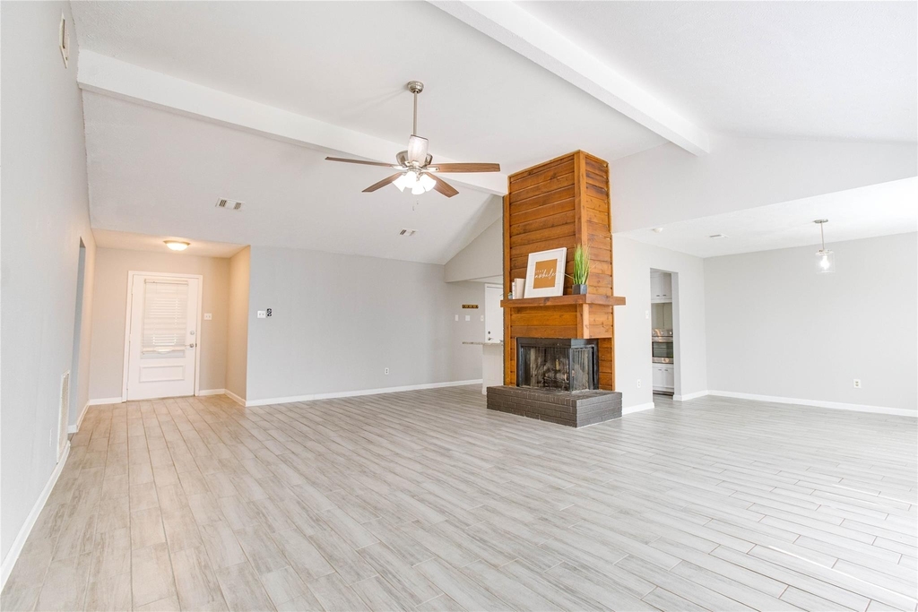 128 N Deerfoot Circle - Photo 4