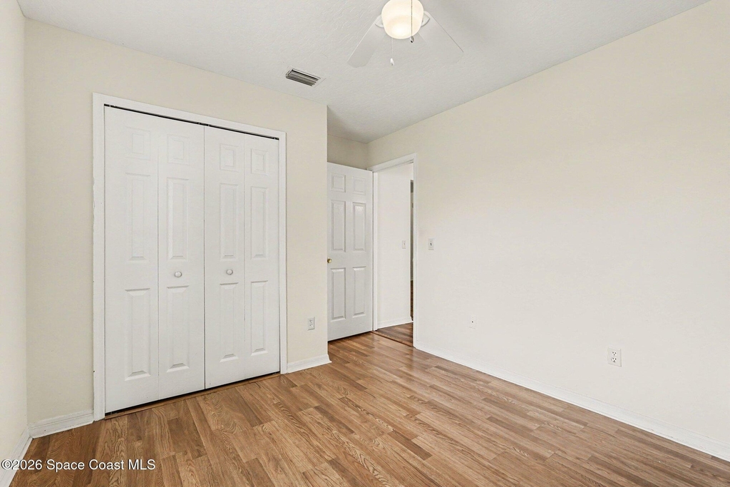 880 Vocelle Avenue - Photo 12