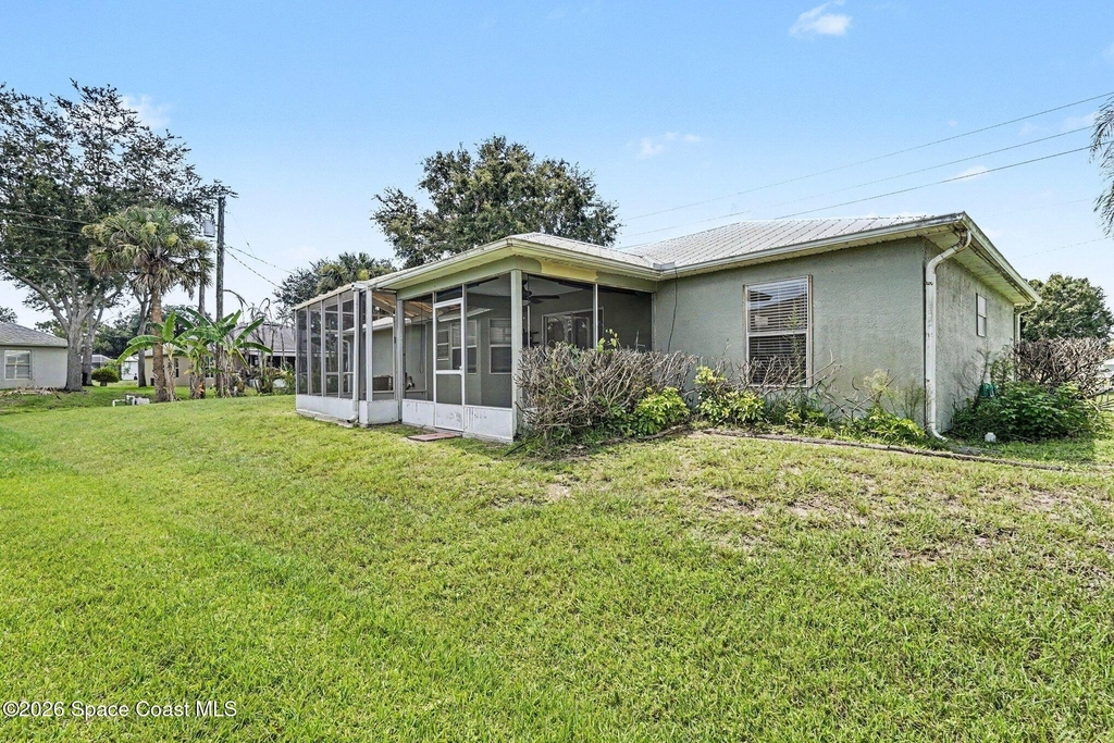 880 Vocelle Avenue - Photo 22