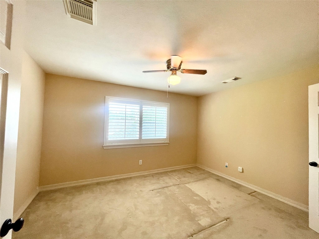 23203 Fall Wind Court - Photo 20