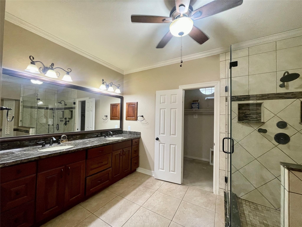 23203 Fall Wind Court - Photo 13