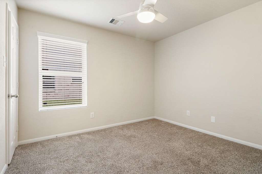 15118 Vincennes Oak Street - Photo 16
