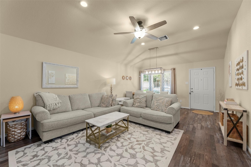15118 Vincennes Oak Street - Photo 9