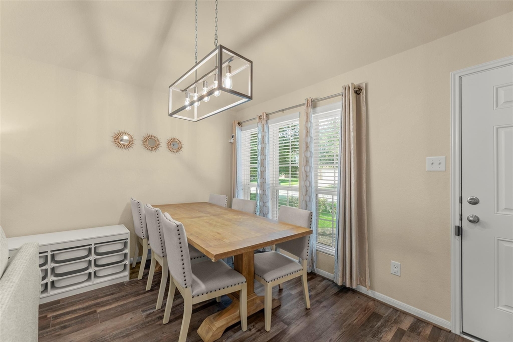 15118 Vincennes Oak Street - Photo 3