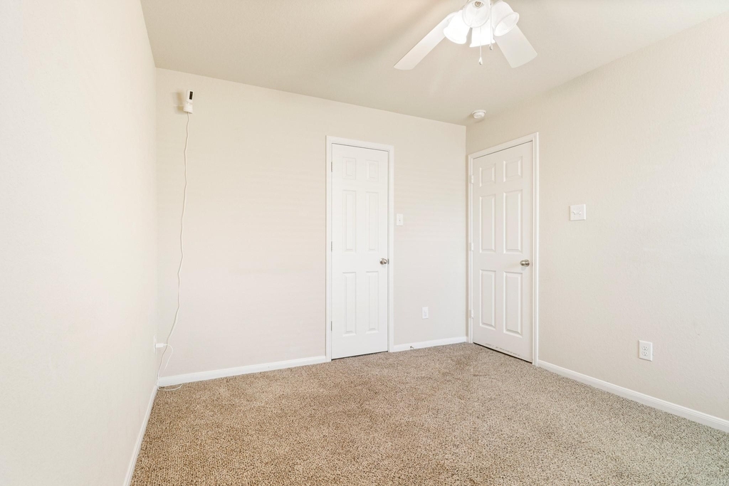 15118 Vincennes Oak Street - Photo 14