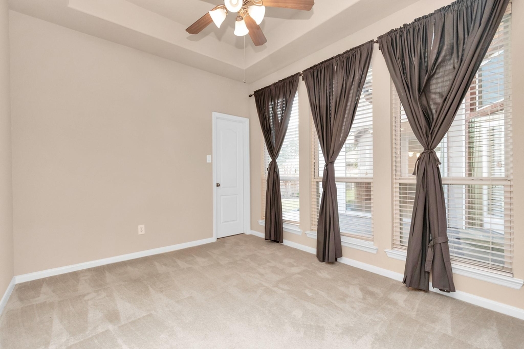 6630 Larocke Trail - Photo 33