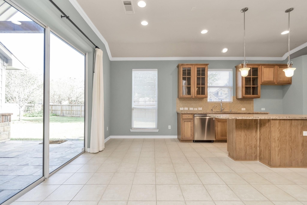 6630 Larocke Trail - Photo 11