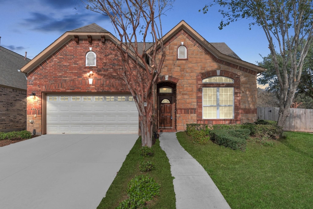 6630 Larocke Trail - Photo 0