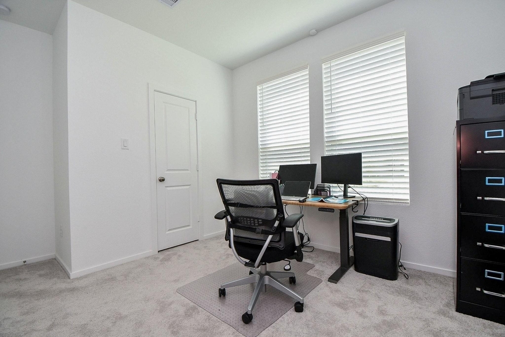 26610 Coast Redwood Drive - Photo 16