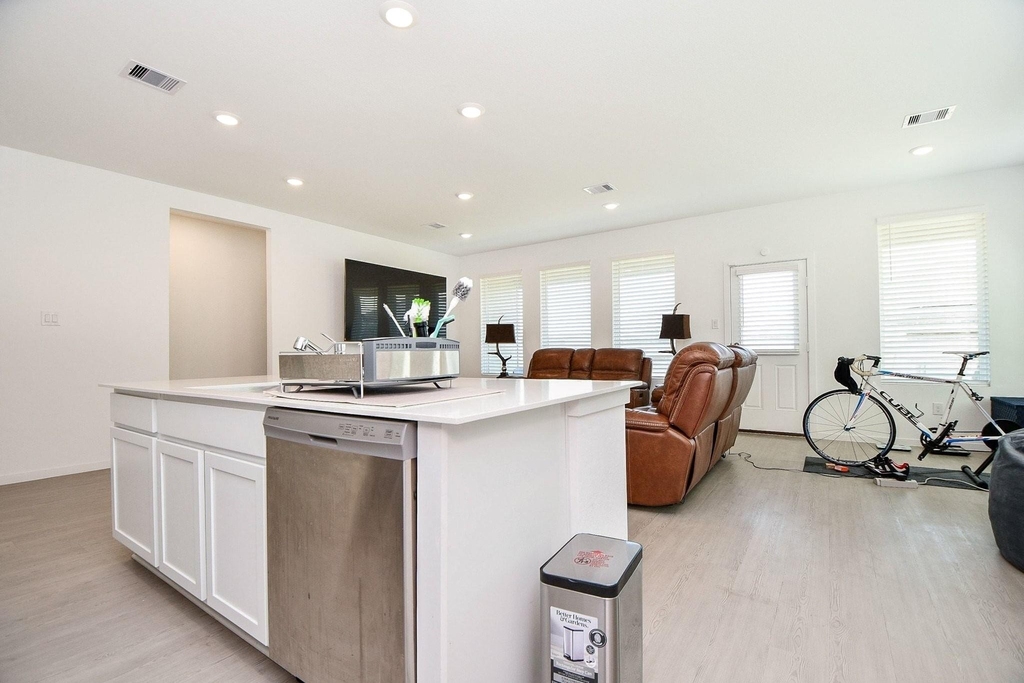 26610 Coast Redwood Drive - Photo 9