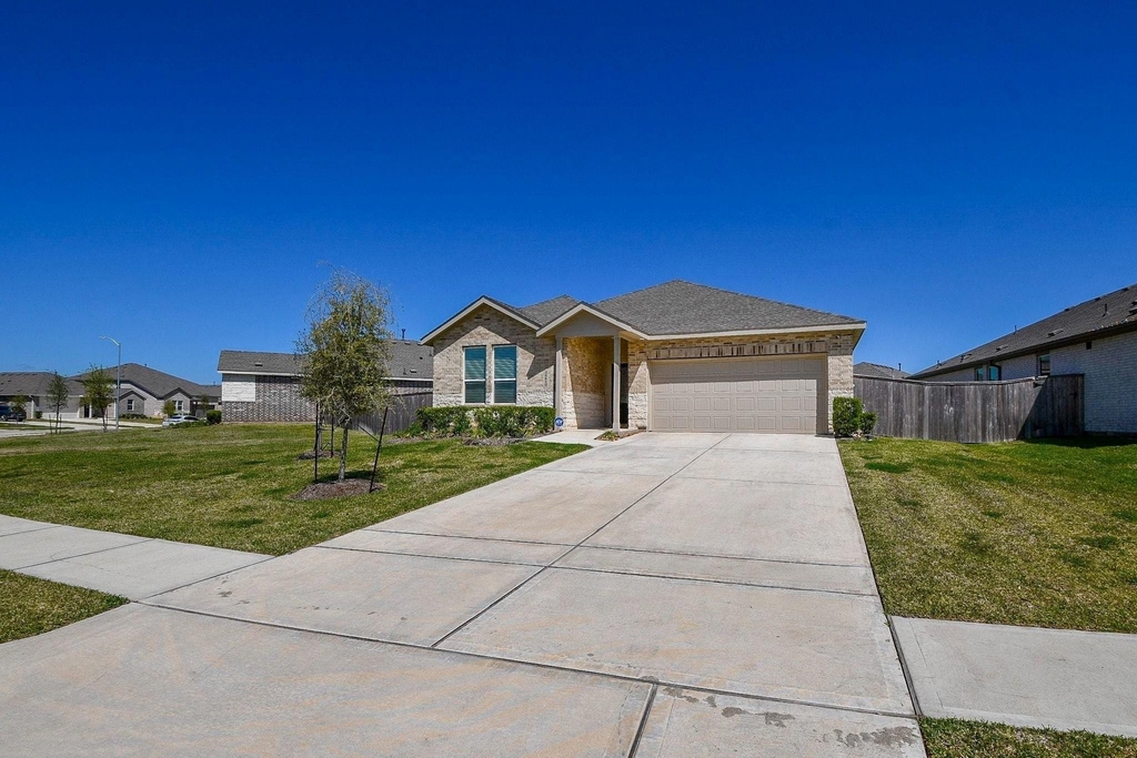 26610 Coast Redwood Drive - Photo 1