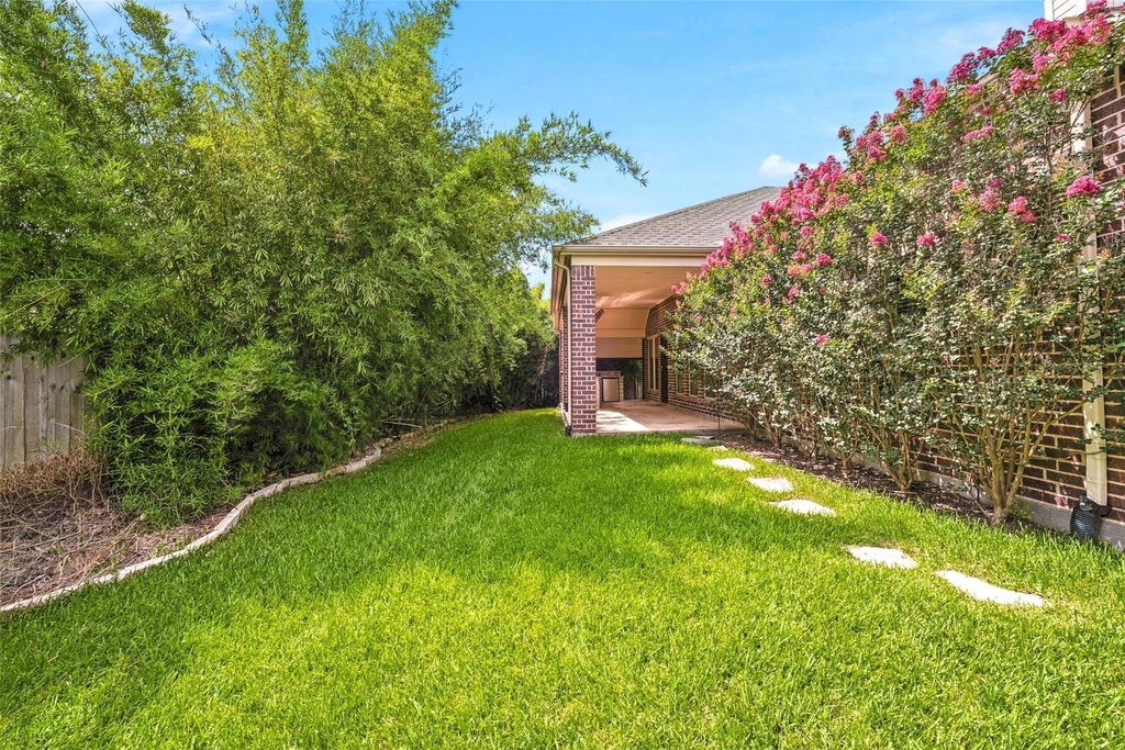 28319 Shining Creek Lane - Photo 18