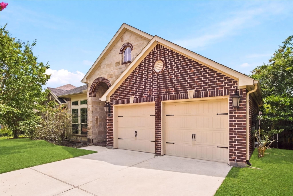 28319 Shining Creek Lane - Photo 0