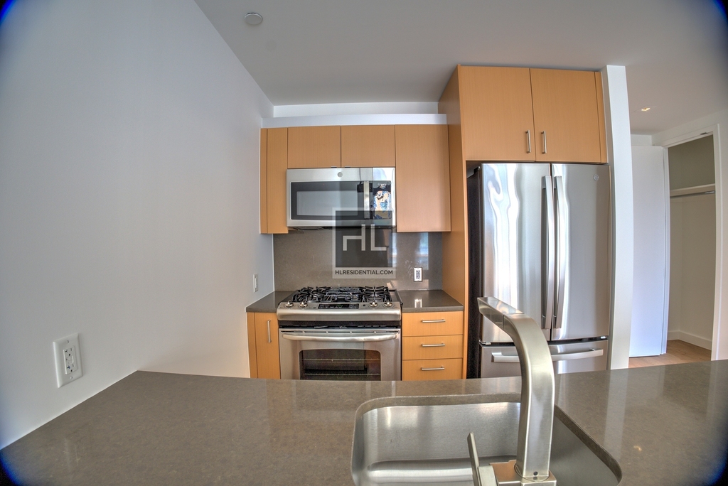 Spruce Street - Photo 1