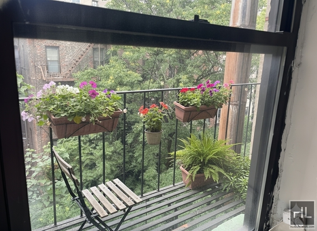 East 89 Street - Photo 9