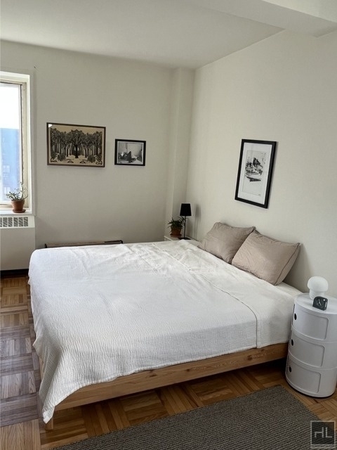 Stuyvesant Oval - Photo 1