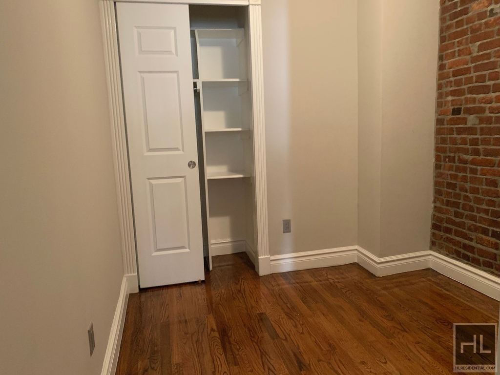 East 116 Street - Photo 1