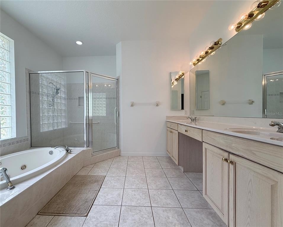 4690 W Tomahawk Drive - Photo 18