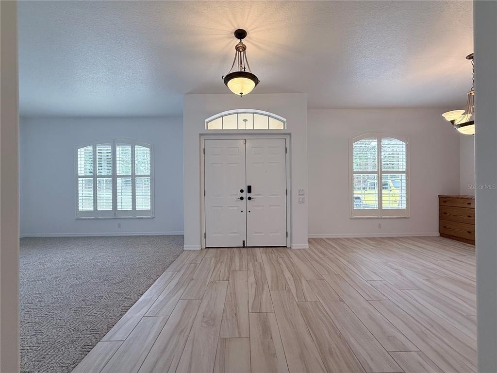 4690 W Tomahawk Drive - Photo 2