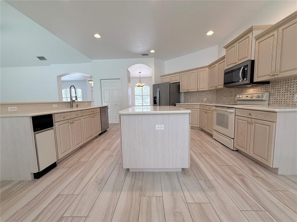 4690 W Tomahawk Drive - Photo 10