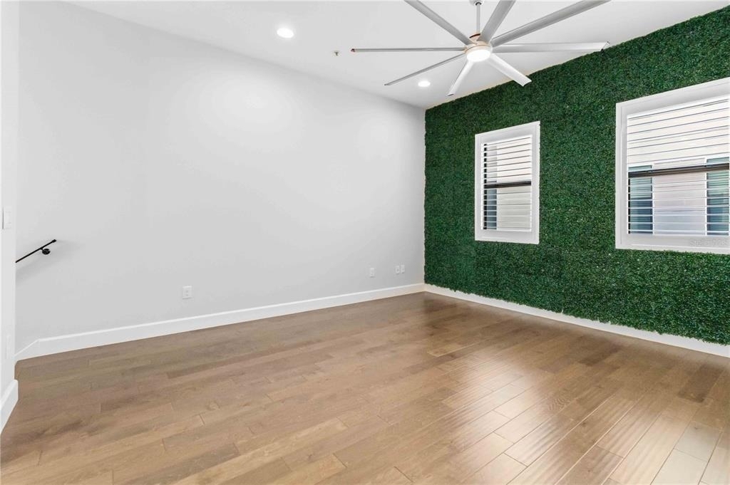 1332 W Gray Street - Photo 3
