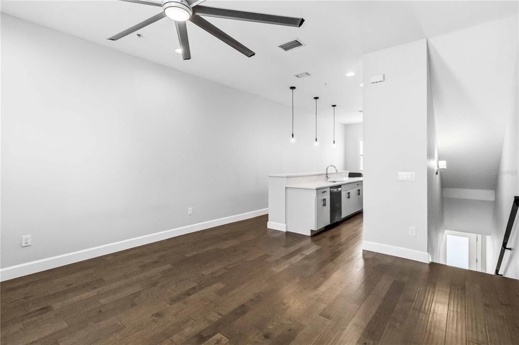 1332 W Gray Street - Photo 19