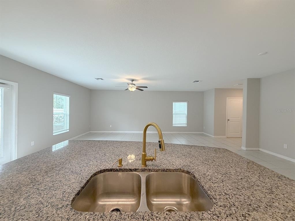 2122 Stellar Brilliance Way - Photo 18