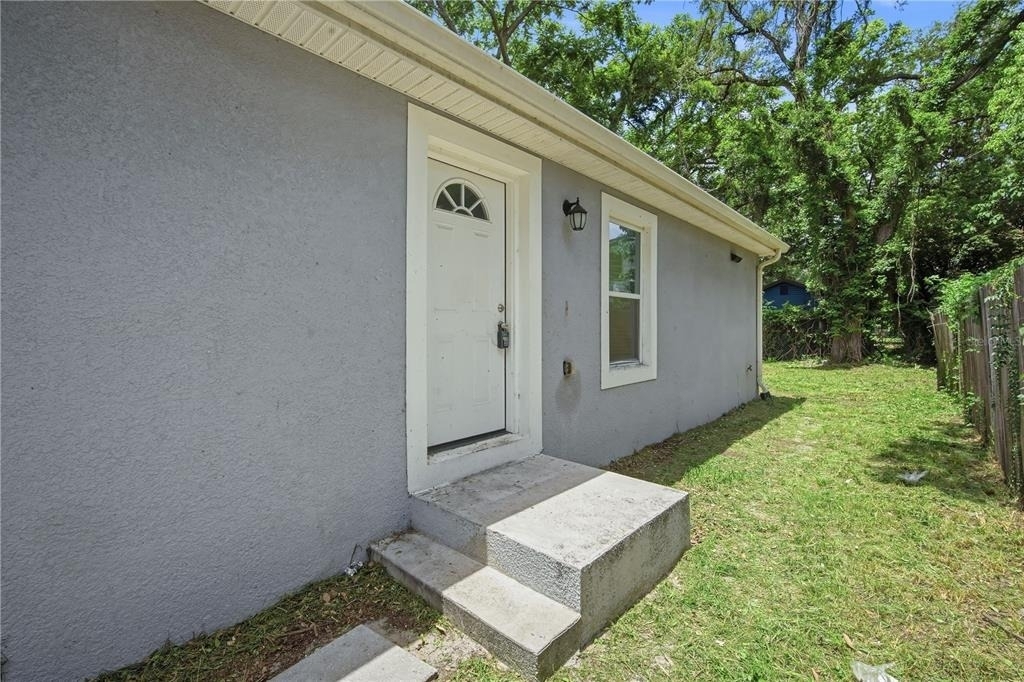 8310 N Brooks Street - Photo 3