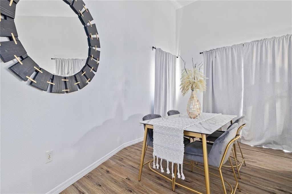 9415 Citrus Glen Place - Photo 5