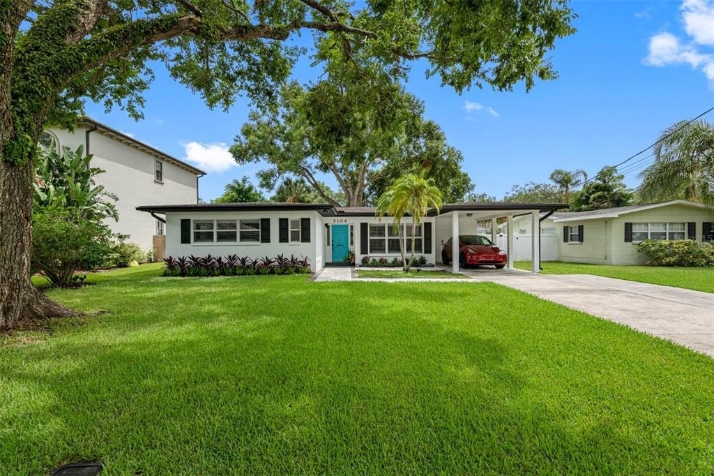 5104 W Cleveland Street - Photo 1
