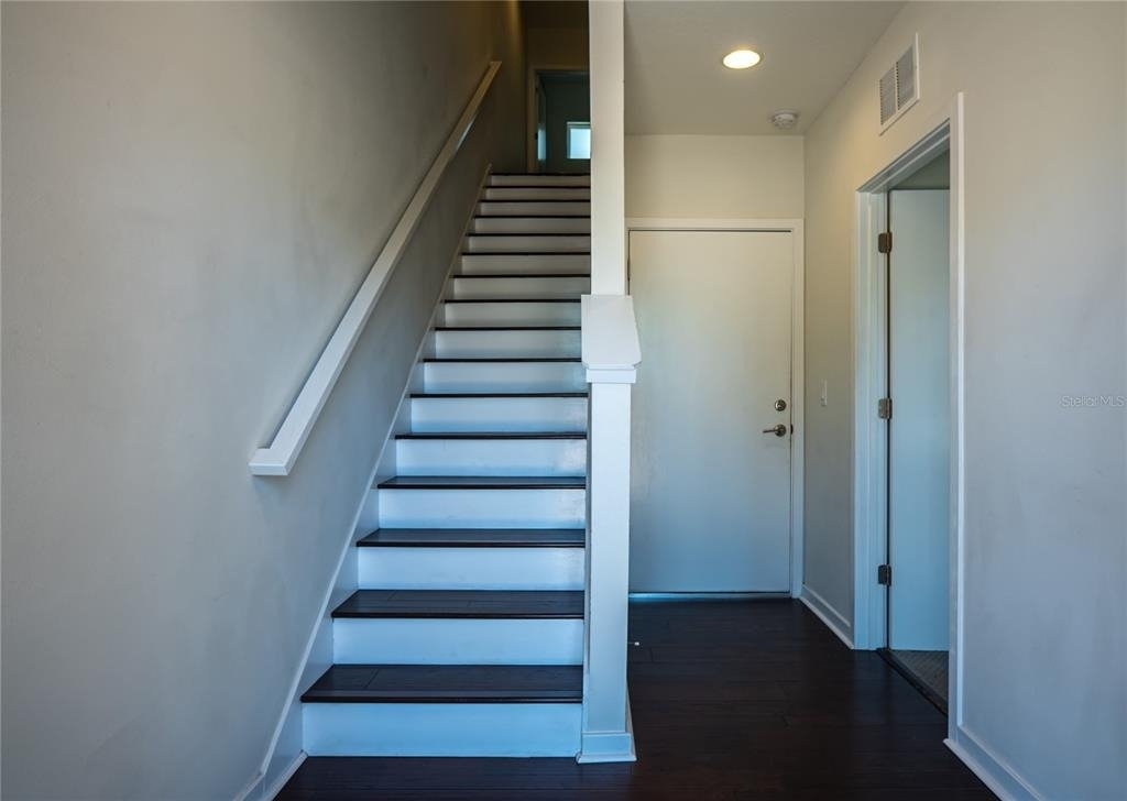 339 8th Street N - Photo 2