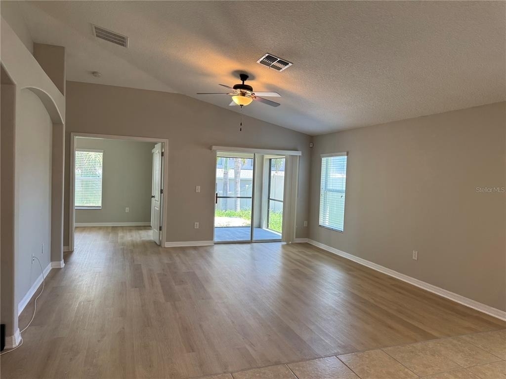 10405 Summer Azure Drive - Photo 12