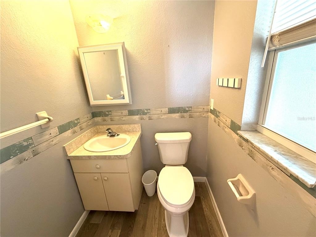 516 Northmoor Avenue N - Photo 18