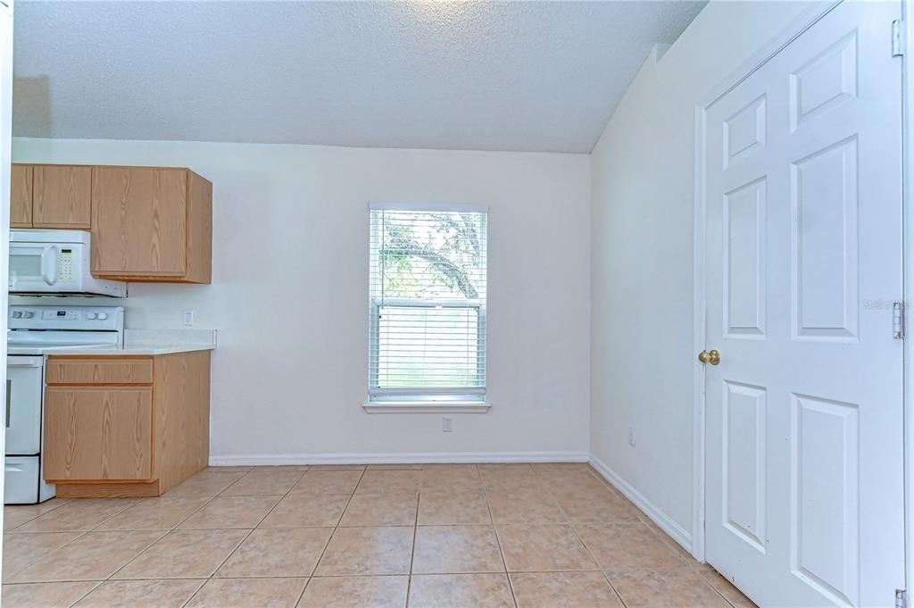 18303 Elmhurst Lane - Photo 8
