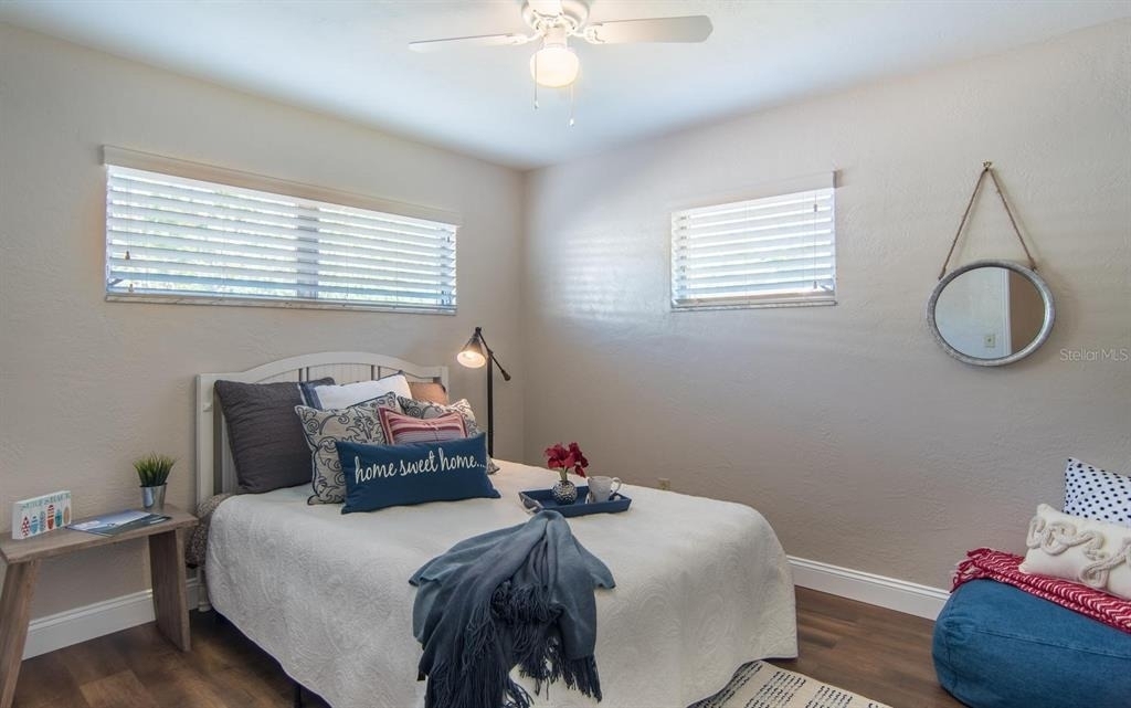542 59th Way S - Photo 8